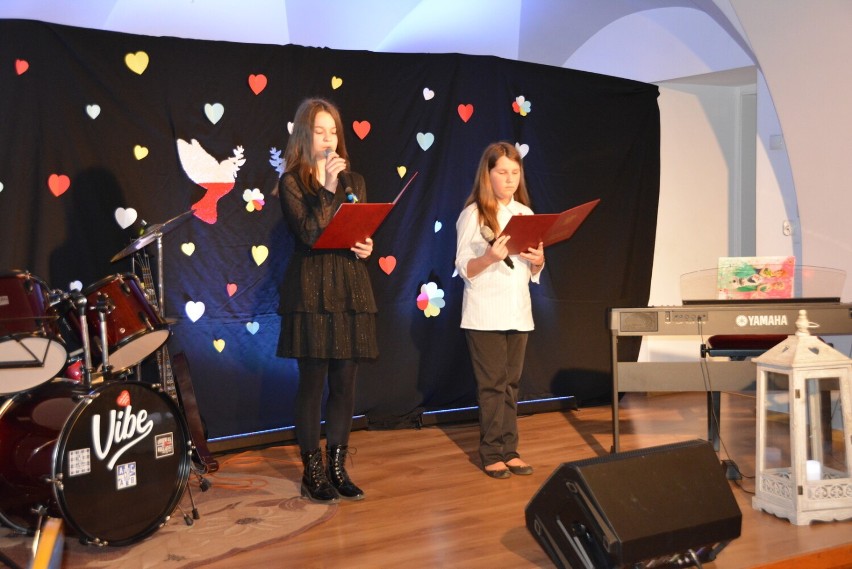 Koncert „Nasze Myśli i Serca z Wami” dla uchodźców z Ukrainy w Wielichowie 