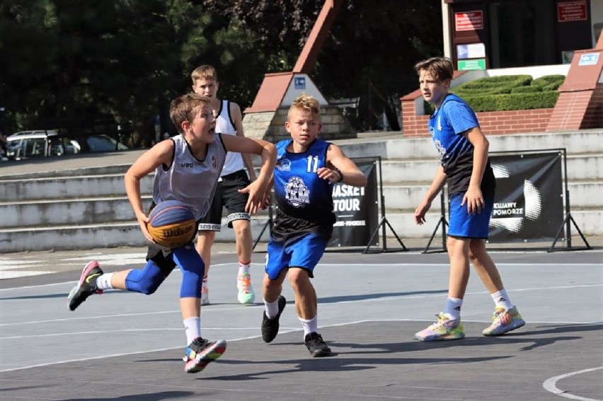W turnieju Basket Cup Inowrocław Open walczą zawodnicy z...