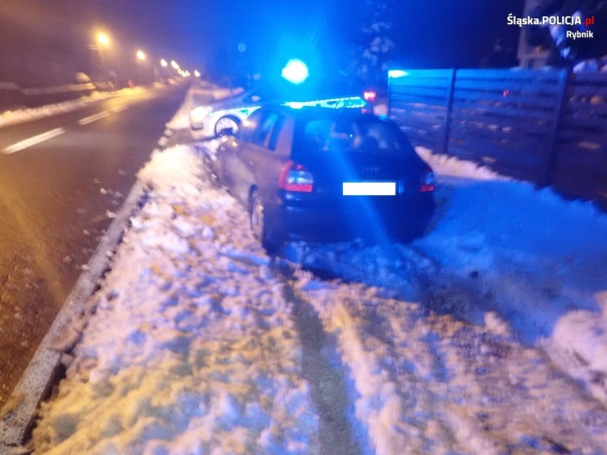 Pijany kierowca wjechał w Palowicach do rowu