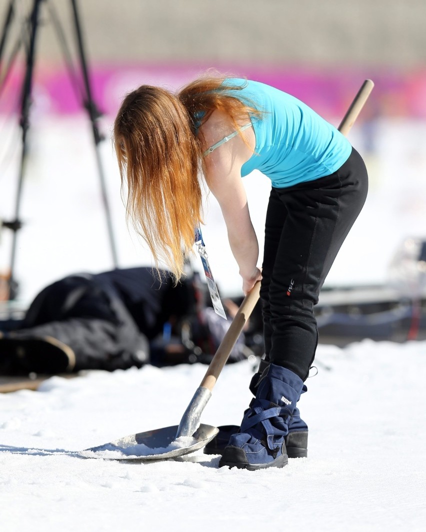 Jedna z wolontariuszek obsługujących igrzyska w Soczi