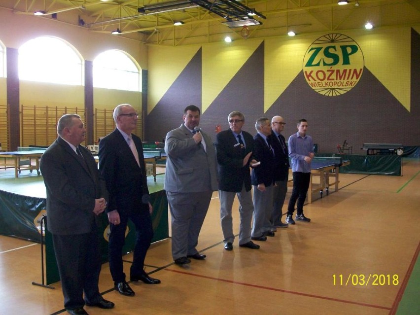 Budzyń: Mieszkańcy gminy reprezentowali powiat na wielkopolskich mistrzostwach tenisa stołowego