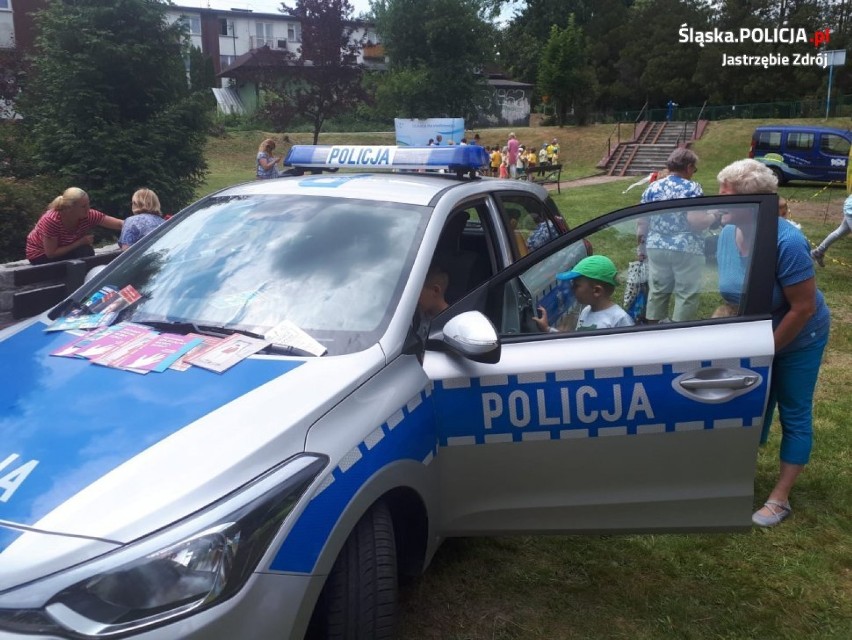 Osiedle Przyjaźni w Jastrzębiu: na festynie policjanci...