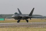 Amerykańskie samoloty F-22 Raptor przylecą do bazy w Łasku