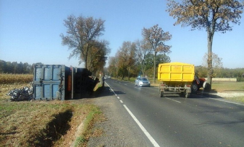Powiat radomszczański: Kolejne kolizje z udziałem ciężarówek [ZDJĘCIA]