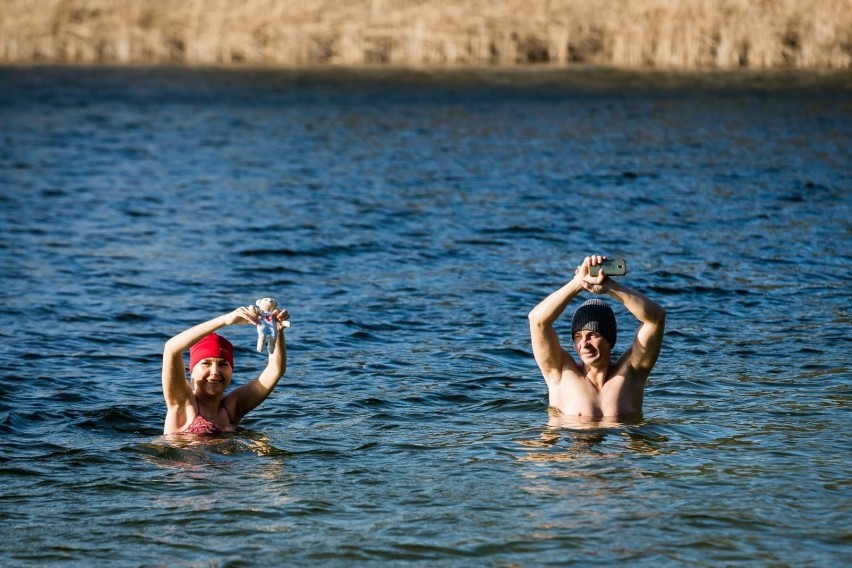 Morsy z Bydgoszczy tradycyjnie spotkały się na plaży w...