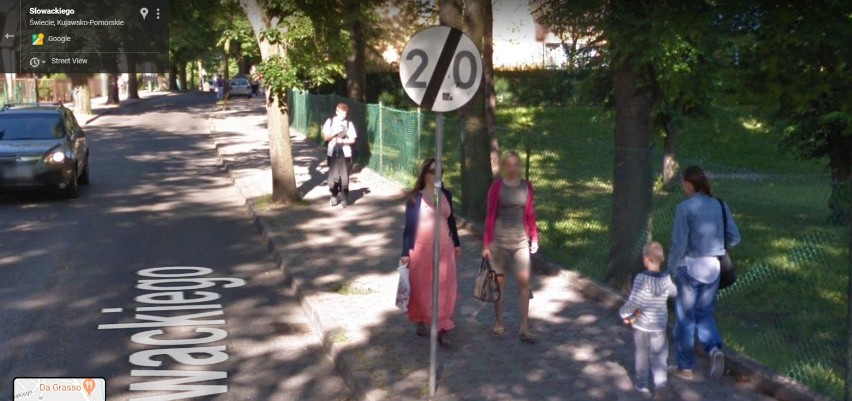 Oto rzyłapani przez Google Street View na ulicach Świecia. Może jesteś na którymś zdjęciu? [zdjęcia]