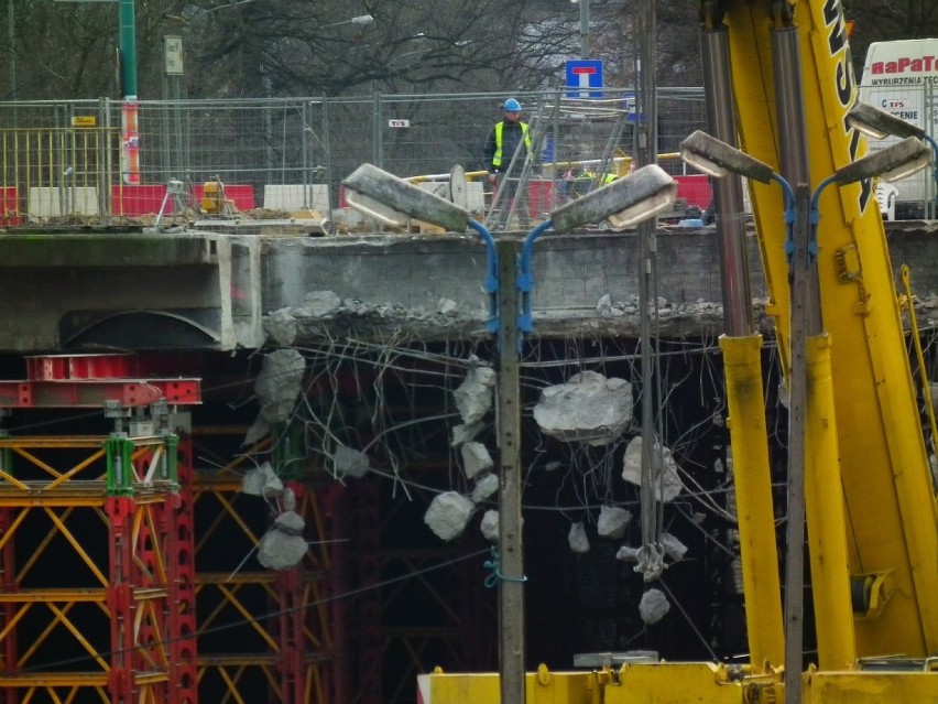Most Uniwersytecki w Poznaniu - Zaczęło się wielkie burzenie