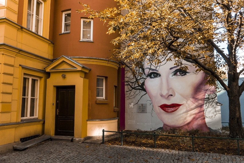 Mural Kory w jesiennej odsłonie. Wygląda przepięknie! [ZDJĘCIA]