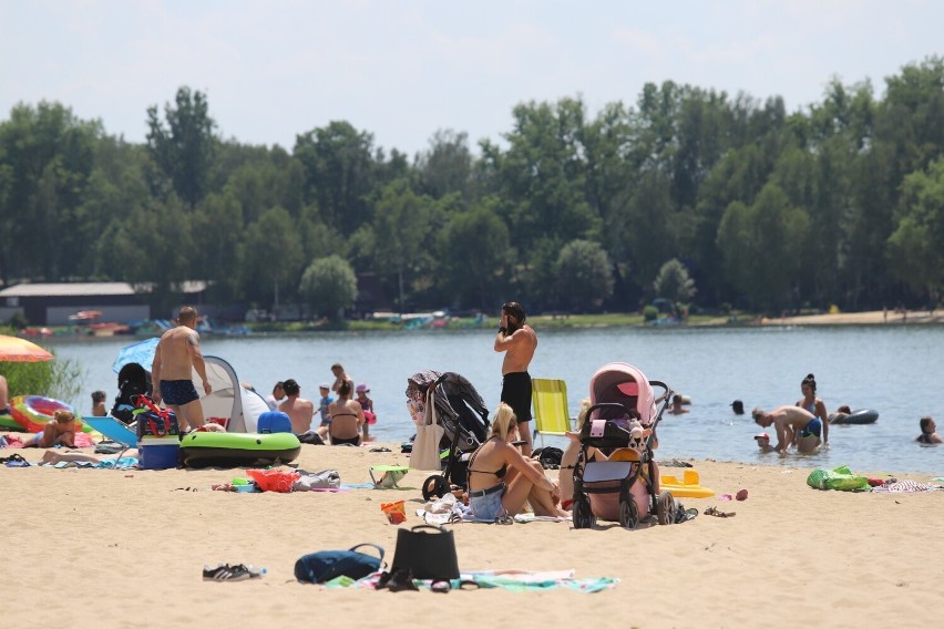 Upalna pogoda przyciągnęła nad Sosinę spragnionych ochłody...