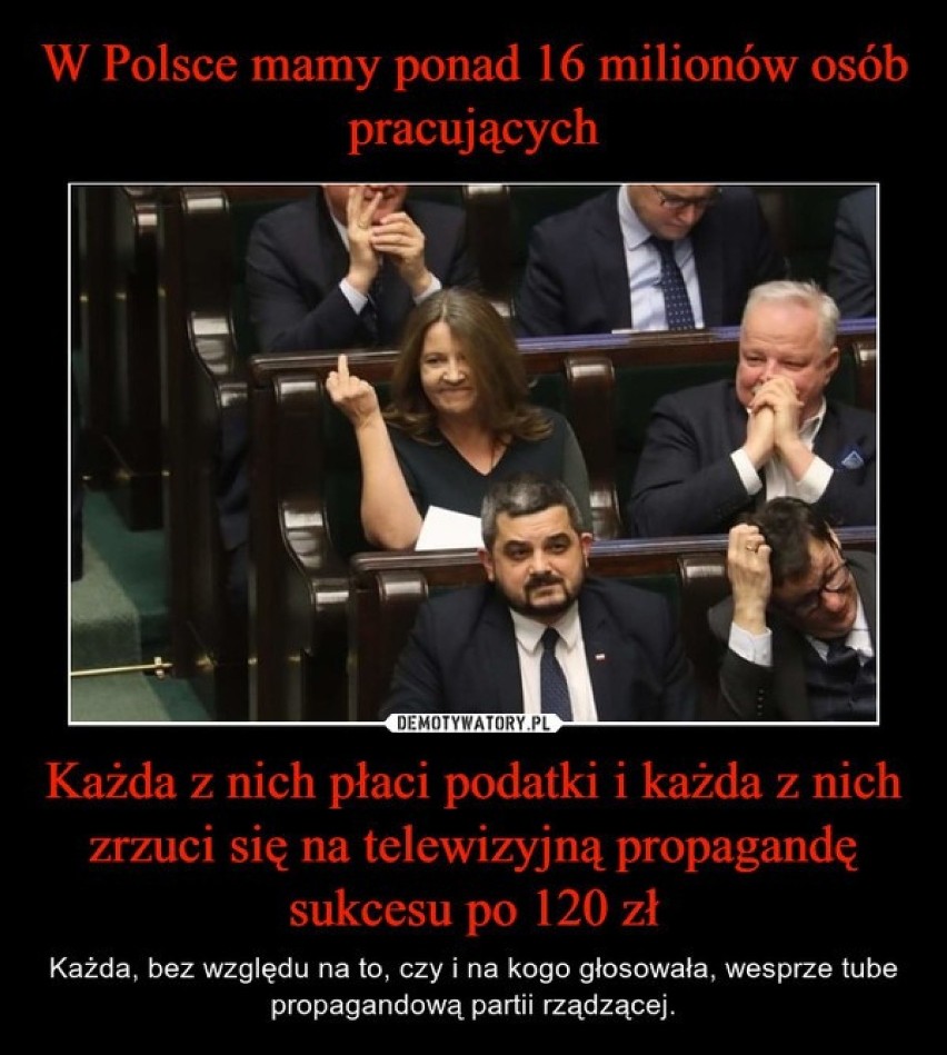 Posłanka PiS Joanna Lichocka pokazała w Sejmie środkowy...