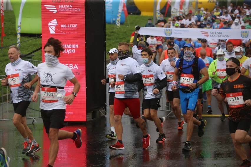 W Silesia Półmaratonie wystartowało 1693 biegaczy

Zobacz...