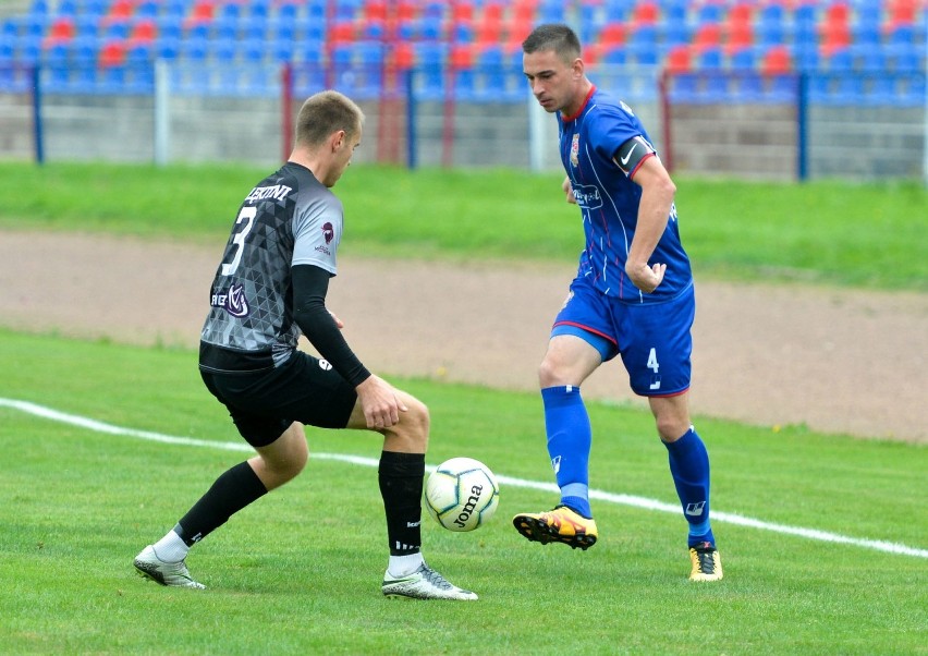 4 liga podkarpacka. Polonia Przemyśl pokonała Błękitnych Ropczyce 2:1 [ZDJĘCIA]