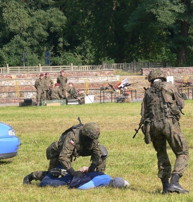 Żołnierze 7 batalionu dali pokaz swoich umiejętności