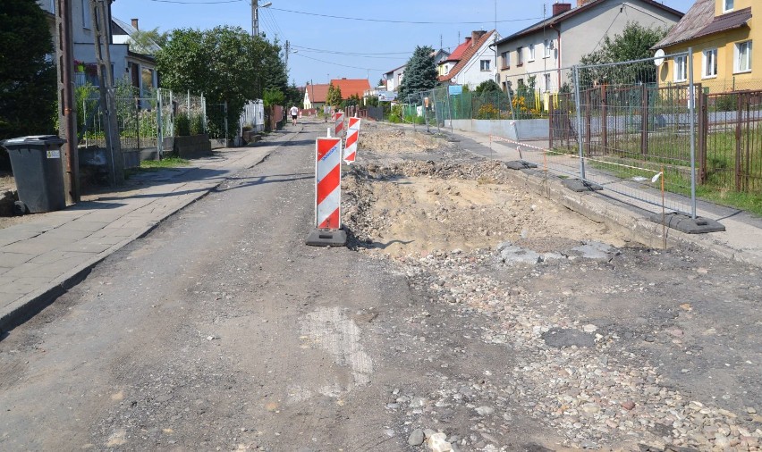 Remont ul. Kochanowskiego w Malborku będzie nieco droższy. Prace trwają [ZDJĘCIA]