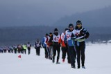 XV Baikal Ice Marathon z udziałem mieszkańców Dolnego Śląska! Pobiegli przez skuty lodem Bajkał. ZDJĘCIA