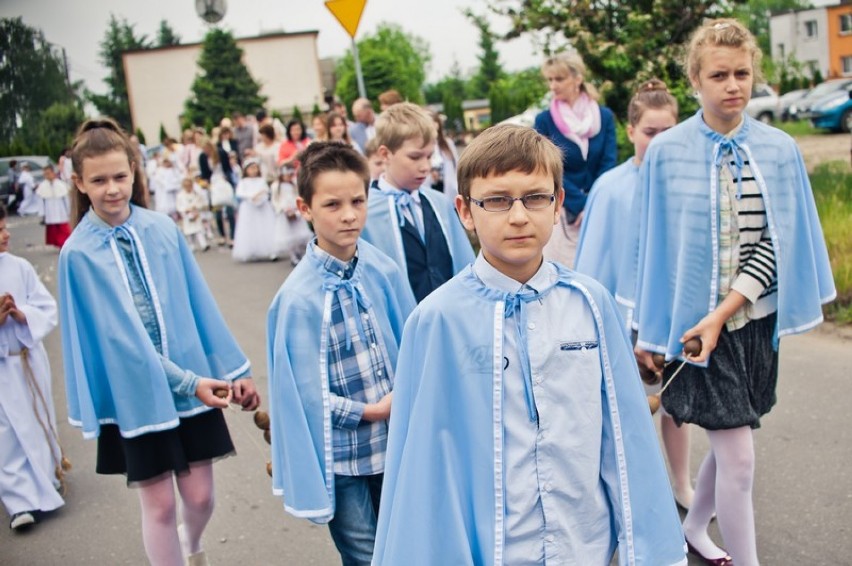 Gniezno: Boże Ciało - uroczystość na os. Grunwaldzkim