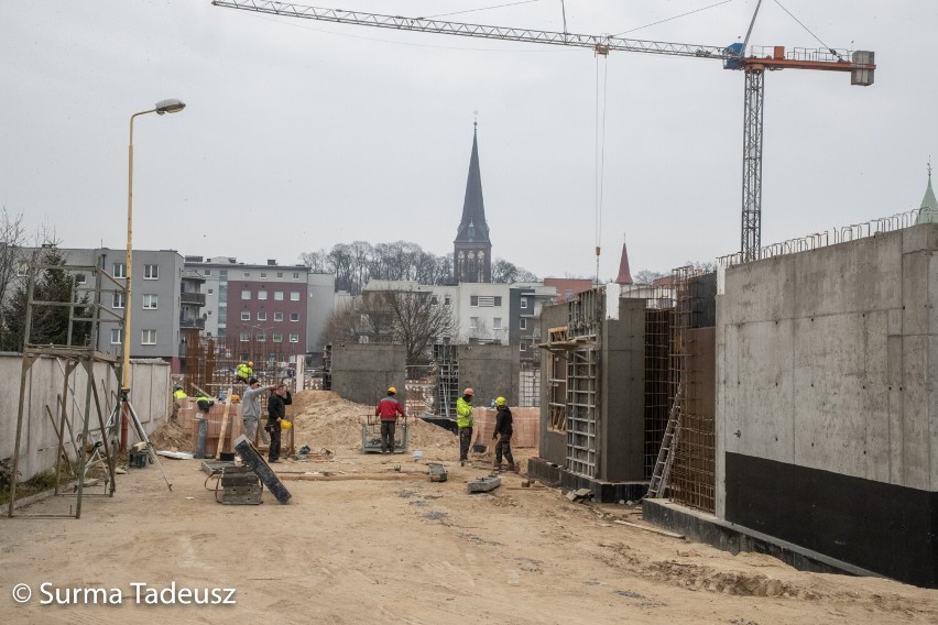 W centrum Stargardu rosną nowe bloki. Przybędzie sporo mieszkań