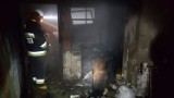 Pożar w miejscowości Trutnowy. Spłonęło pomieszczenie gospodarcze na prywatnej posesji [ZDJĘCIA]