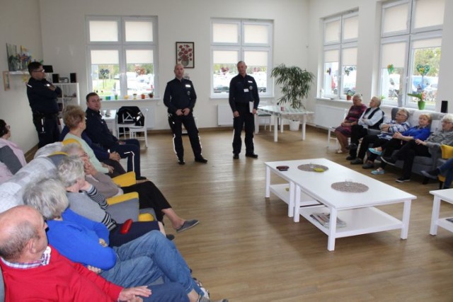 Wolsztyńscy policjanci spotkali się z seniorami