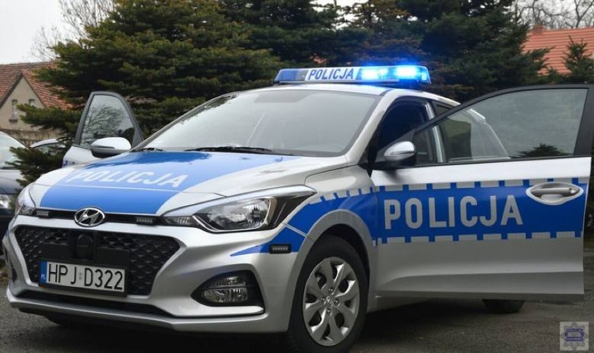 Policjanci promowali zawód policjanta w Powiatowym Zespole...