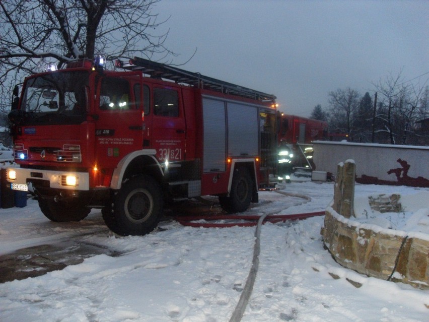 Bielsko-Biała: pożar w Stracone, właściciel został poparzony