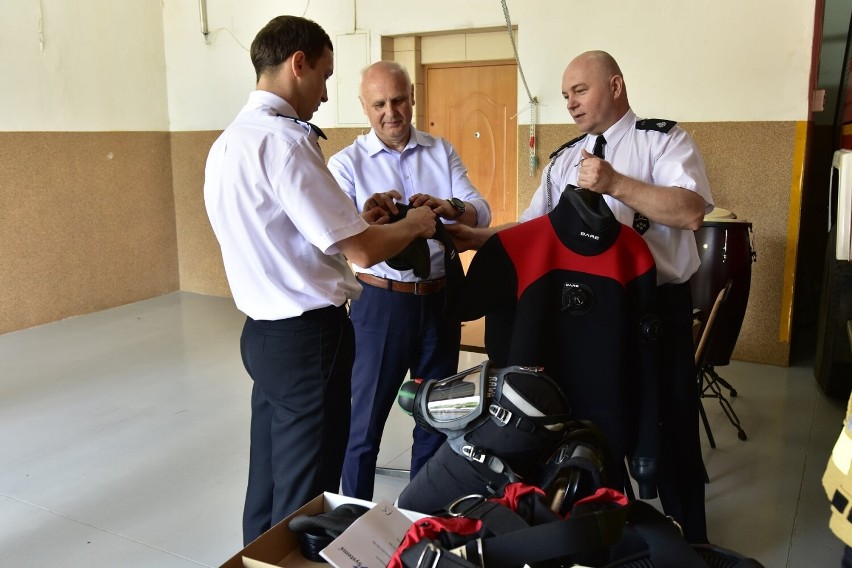Ochotnicza Straż Pożarna w Rawie Mazowieckiej otrzymała nowy sprzęt