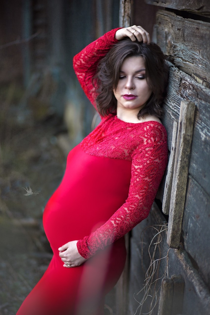 Wiosenna sesja ciążowa na zdjęciach Anny Bojdy FOTOGRAFIE