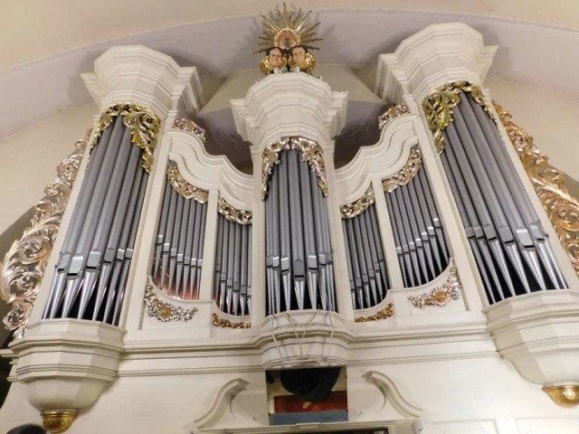 Organy w kościele pw. Św. Rodziny w Pile