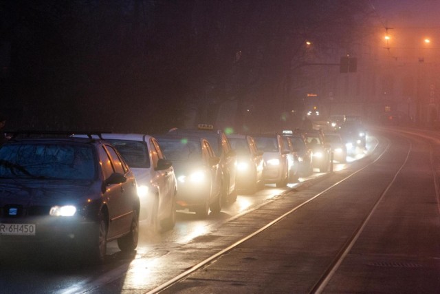 IMGW prognozuje wystąpienie gęstej mgły i oblodzeń na terenie niemal całej Małopolski