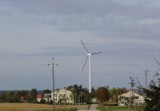 Czempiń: radni miejscy będą zwiedzać farmę wiatrową. Chcą wyrobić sobie opinię na temat turbin