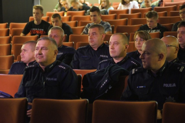 O wyrównywaniu szans na konferencji policji w MDK w Radomsku