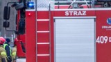 Zgon 42-latki w Budzyniu. Strażacy otworzyli drzwi mieszkania. Prokuratura prowadzi sprawę