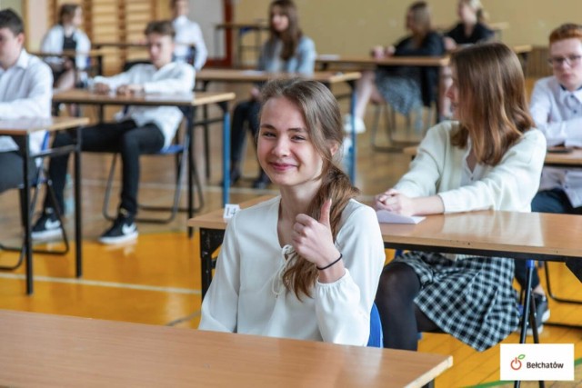 Egzamin ósmoklasisty w Szkole Podstawowej nr 13 w Bełchatowie i Szkole Podstawowej w Domiechowicach