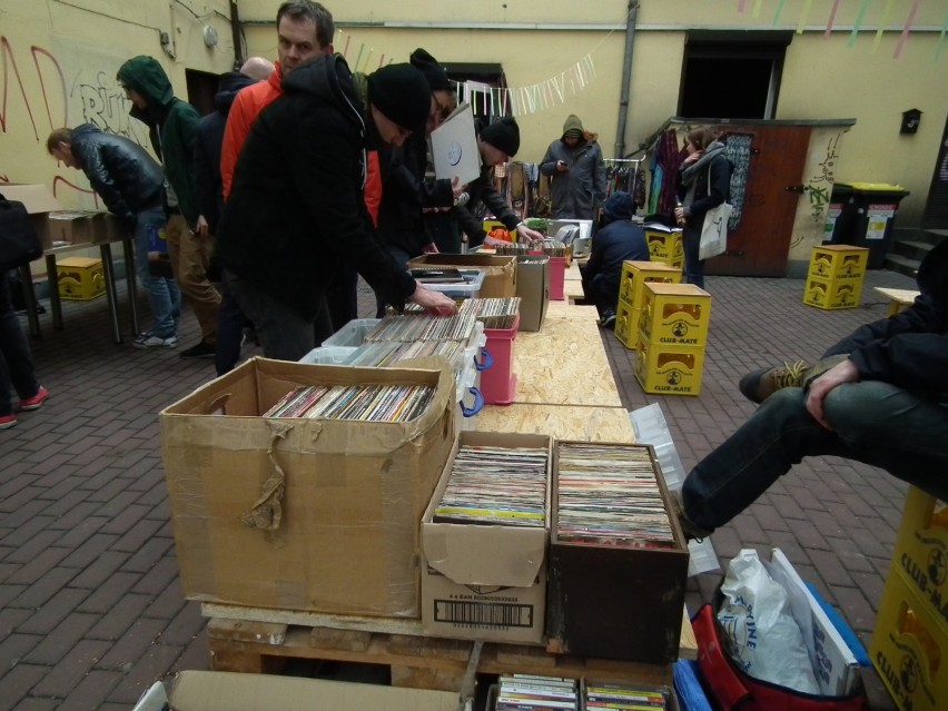 Record Store Day, Warszawa. Święto miłośników czarnego...