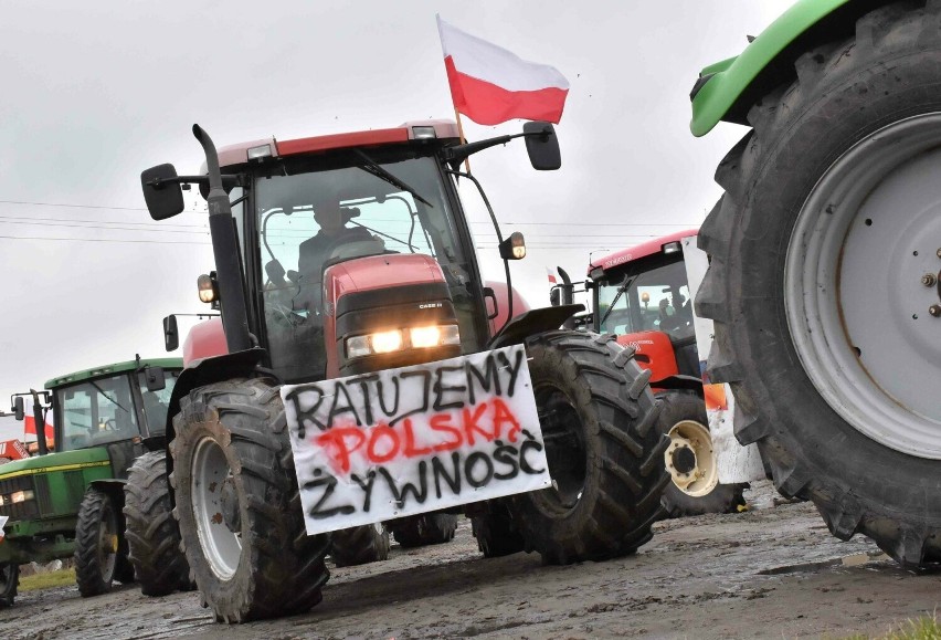 Kolejny etap rolniczego protestu. W Kruszwicy zablokowano...