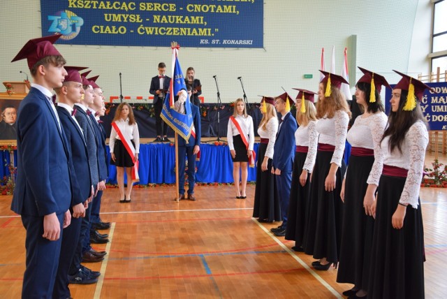 Święto patrona i ślubowanie w jędrzejowskim "Konarskim".