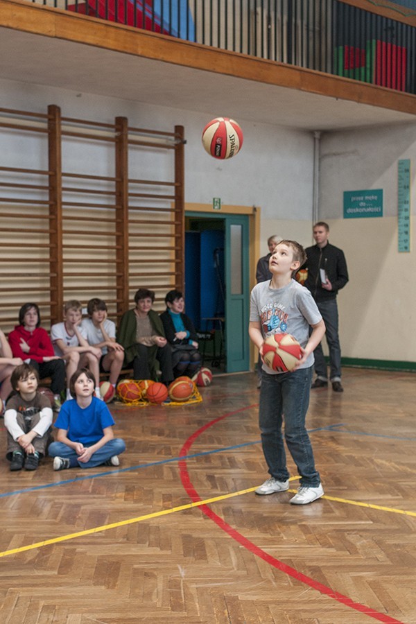 Fundacja Marcina Gortata promuje koszykówkę w Łodzi