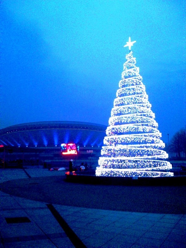 Świąteczna iluminacja Katowic: ulica Staromiejska