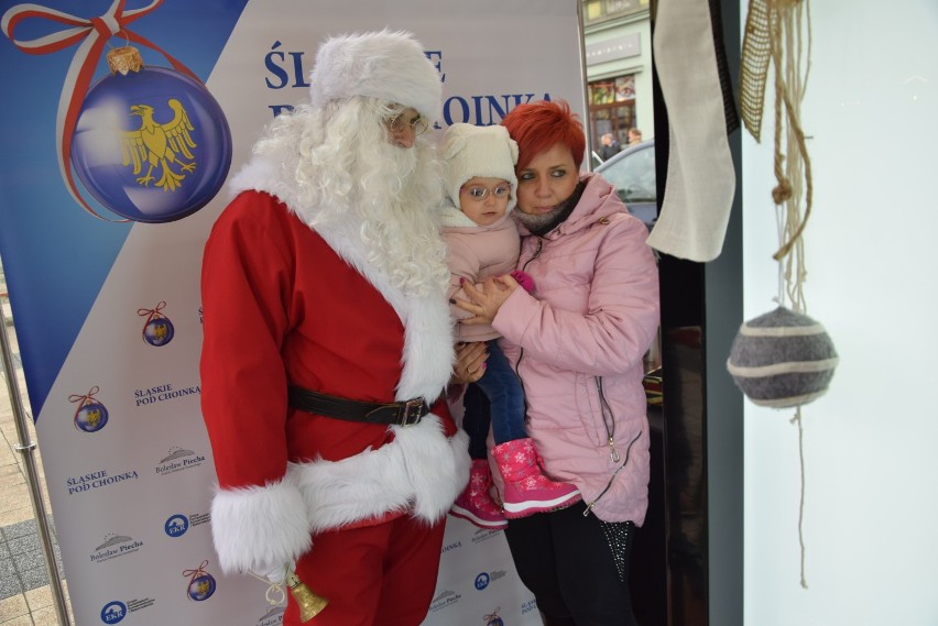 Barbórkowo Świąteczne spotkanie z Mikołajem trwa w Rybniku na rynku [ZDJĘCIA]