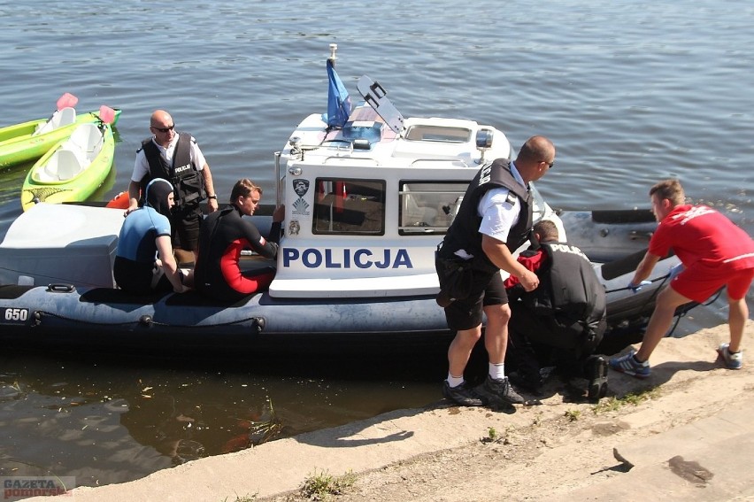 W okolicach przystani na Wiśle rozegrały się wczoraj sceny...