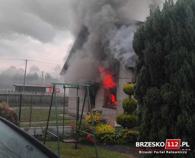 Pożarem objęty był murowany budynek gospodarczy