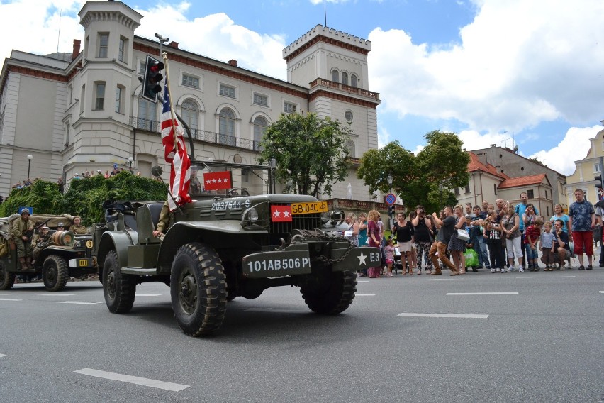 Pojazdy militarne pojawią się w centrum miasta w sobotę w...