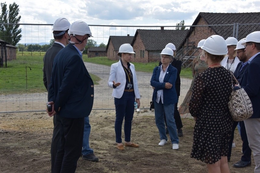 Przedstawiciele Rady Fundacji Auschwitz-Birkenau zobaczyli...