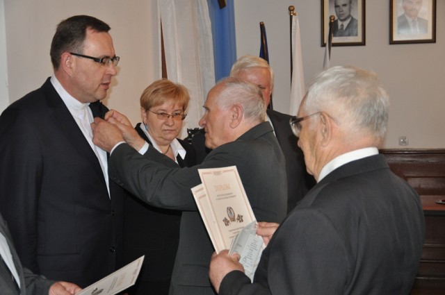 Złoty Krzyż za zasługi dla Sybiraków wręczono na najbliższej sesji Rady Miejskiej w Strzegomiu