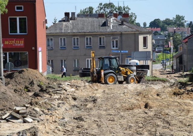 Trwa remont DK63 w samym centrum Kolna. Władze zadbały o dobre objazdy