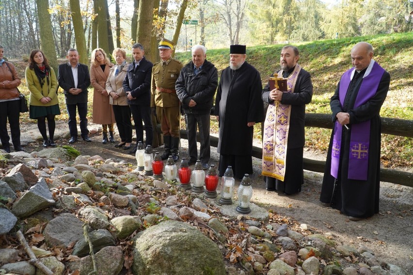 Ekumeniczne spotkanie nad grobem w Sokołowicach 