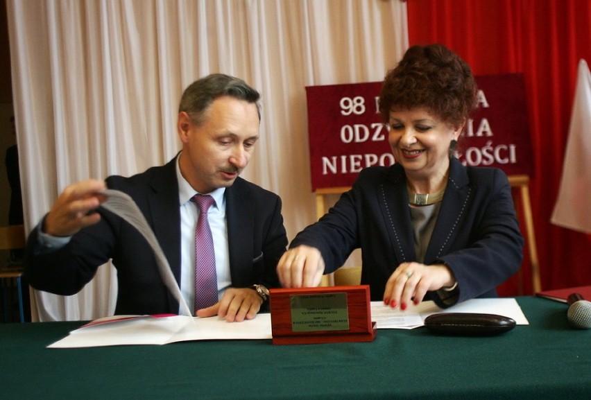 Podpisanie umowy o współpracy w Legnicy