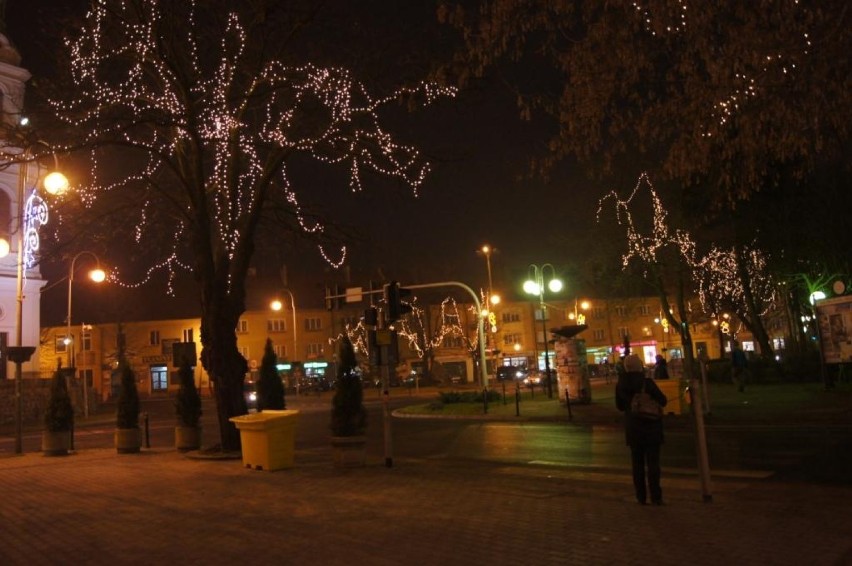 Świąteczna iluminacja w Radomsku już świeci