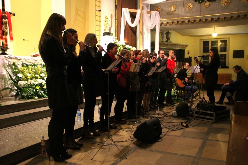 Radosne śpiewanie w zielonogórskim kościele [zdjęcia]