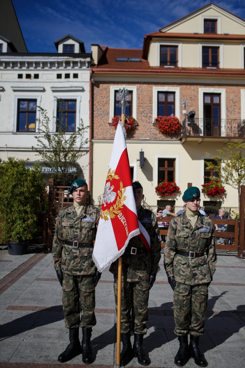 Tarnów. Święto Patrona Szkoły XVI LO im. Armii Krajowej [ZDJĘCIA]